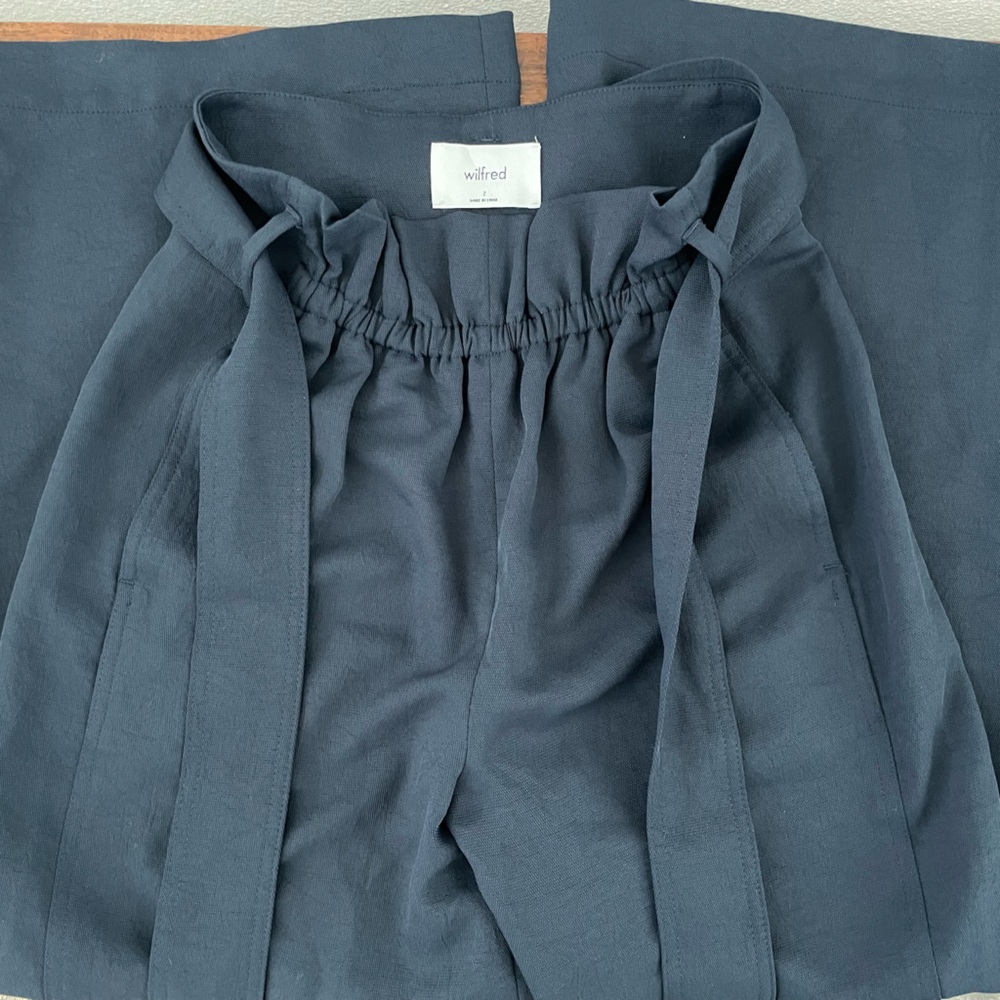 NEW Wilfred Paper Bag Pants (Navy, Size 2)